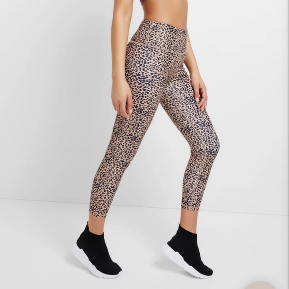 All Fenix Cheetah Sand 7/8 Leggings - Picture 2 of 4